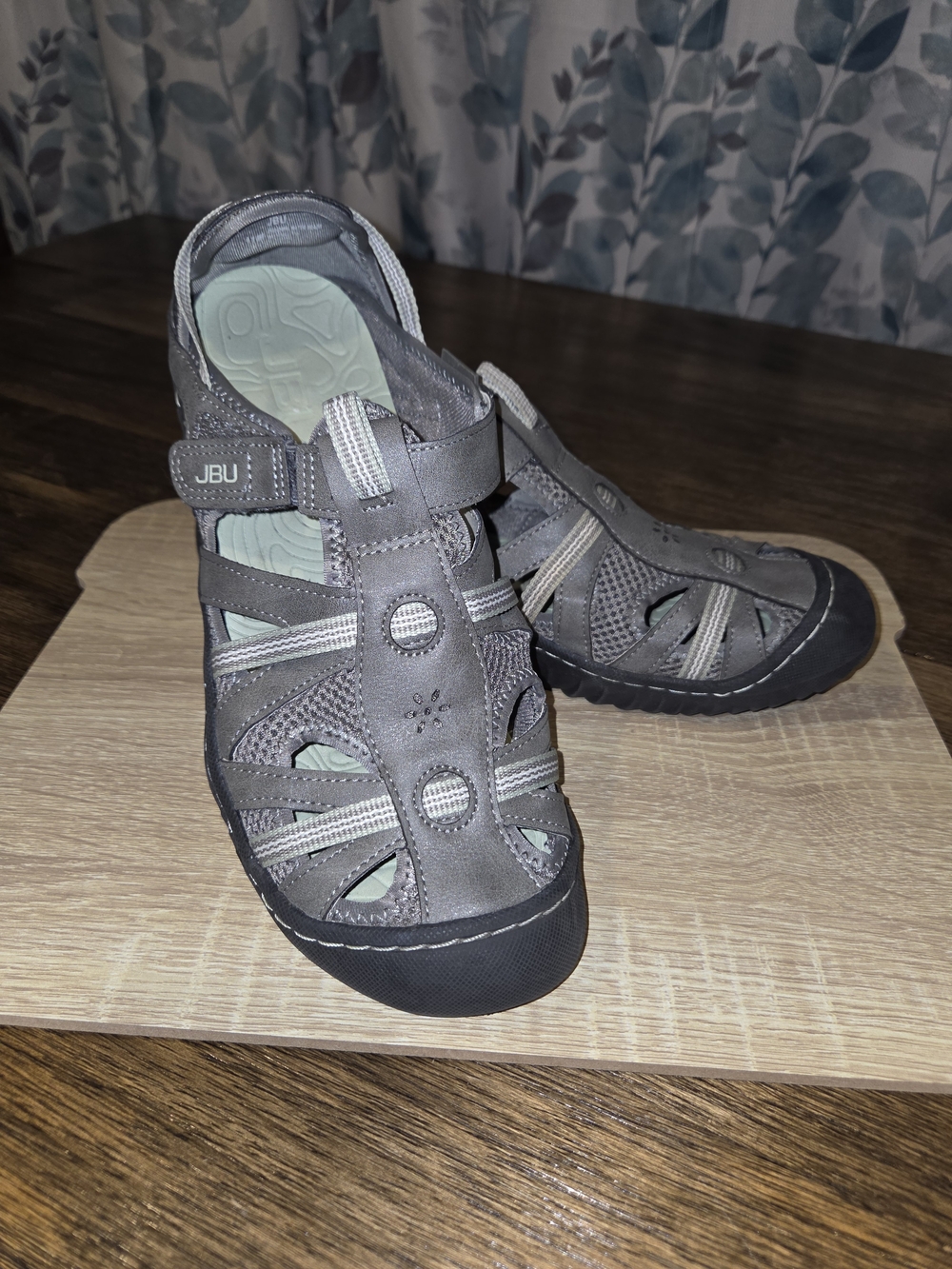 JBU‎ Women's Closed-Toe Sport Sandals in Gray with Mint Lining